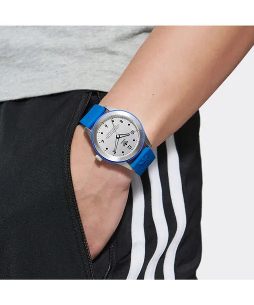 zegarek-meski-adidas-code-one-three-material-koperty-stal