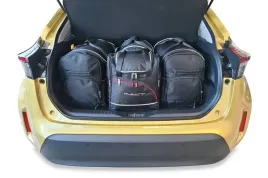 zestaw-toreb-kjust-do-bagaznika-toyota-yaris-cross-2020-4-szt