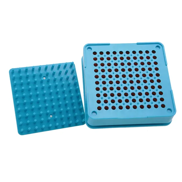 traktor-z-maszyna-rolnicza-producent-inny