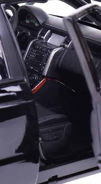 range-rover-sport-black-1-18-bburago-marka-bburago-stan-zlozenia-calosc-die-cast