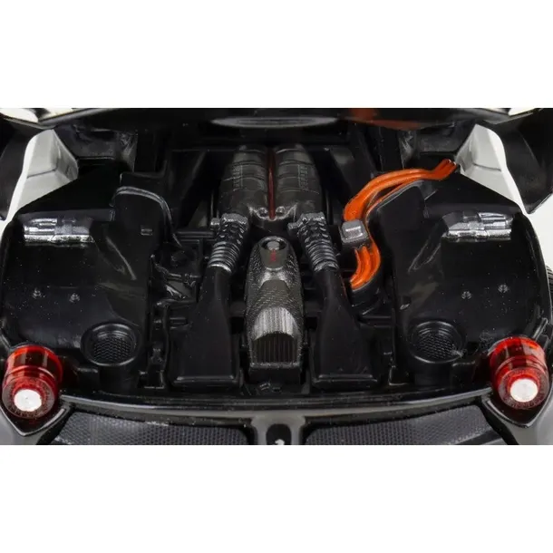 laferrari-aperta-black-1-24-bburago-kod-producenta-bb-1826022