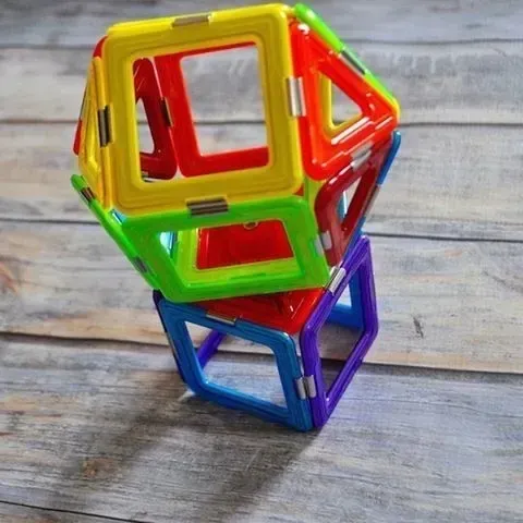 geo-smart-educational-set-100-czesci-iuvi-games