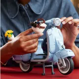 lego-10298-vespa-125-marka-lego