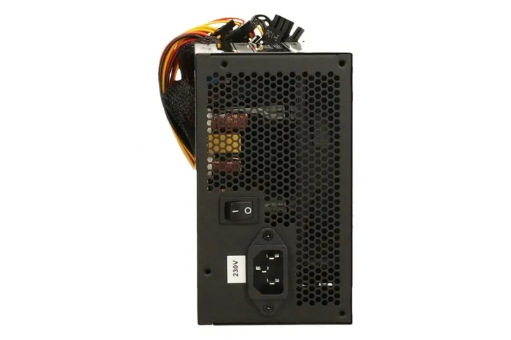 zasilacz-chieftec-smart-gps-600a8-600-w-moc-zasilacza-600-w