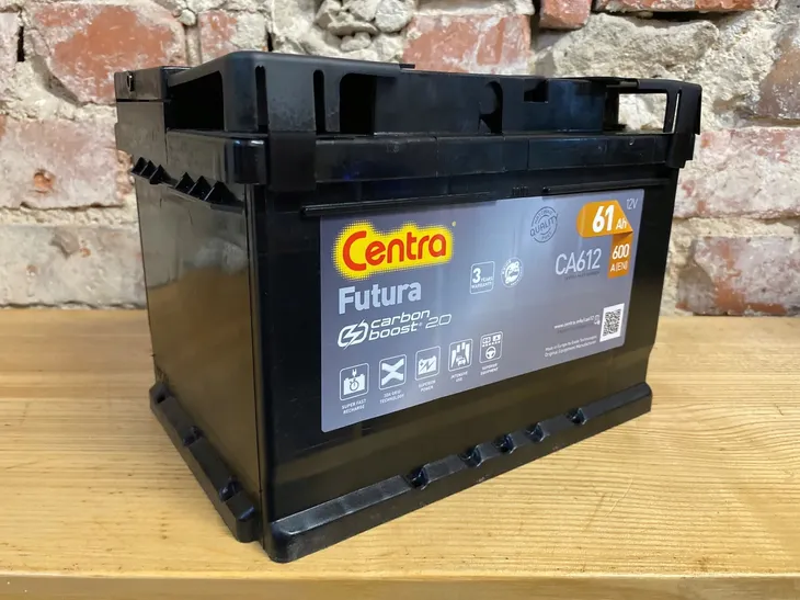 akumulator-centra-futura-carbon-boost-ca612-prad-rozruchowy-en-600-a