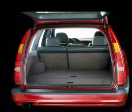 volvo-850-kombi-lampa-prawy-tyl-1991-1997-austria