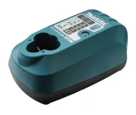makita-ladowarka-szybka-10-8-v-dc10wa-do-akumulatorow