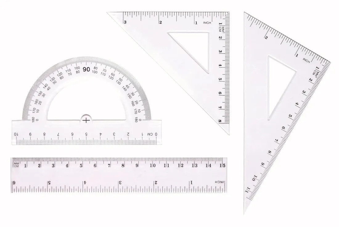 zestaw-geometryczny-z-linijka-15-cm