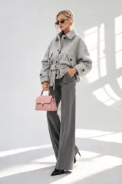 krotki-jasnoszary-plaszcz-typu-shacket-oversize-lumina-made-in-italy