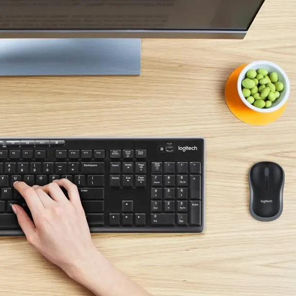 logitech-920-004509-czarny-stan-nowy