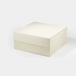 pudelko-magnetyczne-kosc-sloniowa-280x280x130mm-zew-opakowanie-na-prezent