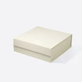 pudelko-magnetyczne-235x235x80mm-kosc-sloniowa-a5-eleganckie-na-prezent