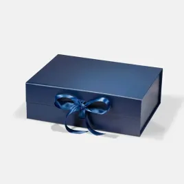 pudelko-magnetyczne-granatowe-z-wstazka-m-280x210x95-mm-pudelko-premium