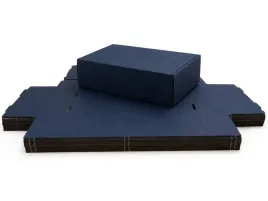 karton-wykrojnikowy-150x100x50mm-granatowy-opakowanie-wysylkowe-100-sztuk
