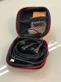 sluchawki-usb-c-sluchawki-douszne-stan-powystawowy