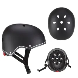 solidny-kask-dla-dziecka-na-rower-hulajnoge-rolki-z-lampka-led-globber-xs-s