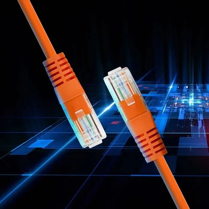 qoltec-kabel-patchcord-crossover-cat5e-utp-3m