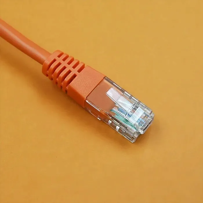 qoltec-kabel-patchcord-crossover-cat5e-utp-3m