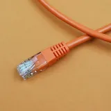 qoltec-kabel-patchcord-crossover-cat5e-utp-3m-stan-nowy