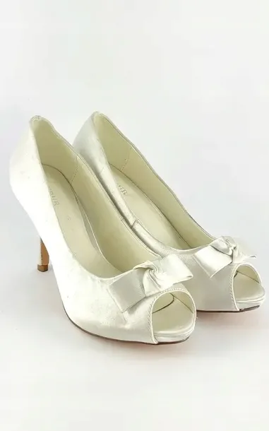 satynowe-buty-slubne-38-stan-nowy