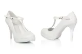 biale-buty-slubne-na-platformie-z-paskami-36