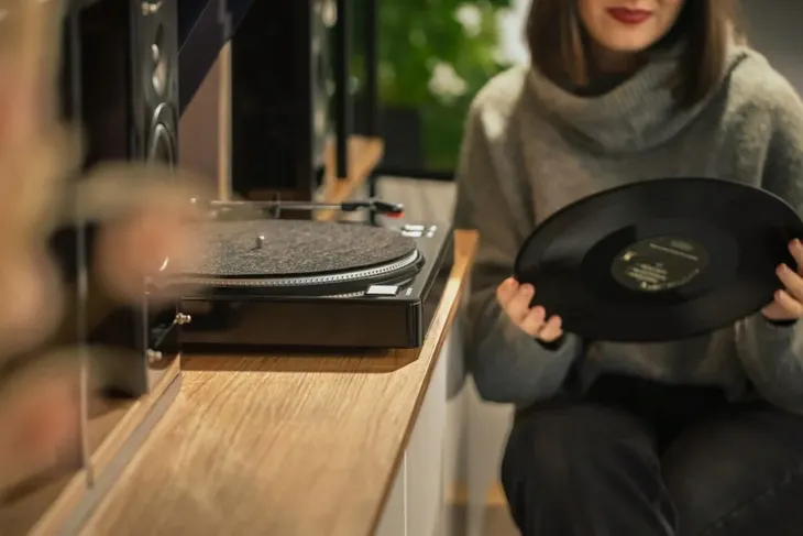 gramofon-krugerandmatz-model-tt-501-stan-nowy