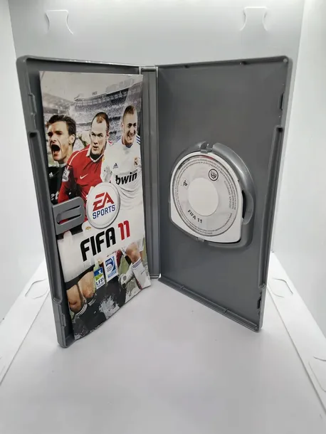 fifa-11-psp-pal-stan-powystawowy