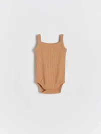 brazowe-dzianinowe-body-na-ramiaczkach-reserved-86