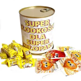 konserwa-dzien-chlopaka-faceta-super-extra-prezent