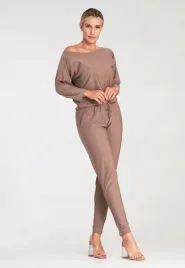 piekny-kombinezon-elegancki-bezowy-kombinezon-m1030-rozmiar-m