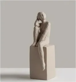 rzezba-dekoracyjna-nowoczesna-20x6x6cm-kobieta