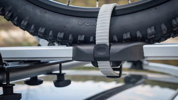 taurus-bikeup-uchwyt-rowerowy-waga-produktu-3-kg