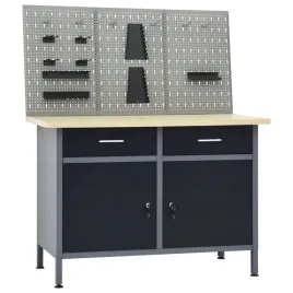 stol-roboczy-z-trzema-panelami-sciennymi