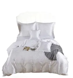 posciel-atlasowa-at004-biala-3869-220x200-spod-igly-i-nitki