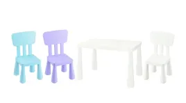 ikea-mammut-stolik-bialy-77x55cm-3-krzeselka-bialyjasnoniebieskililiowy