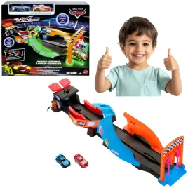 mattel-cars-nocny-wyscig-tor-swiecacy-w-ciemnosci