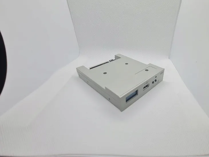 emulator-stacji-dysk-gotek-oled-buzzer