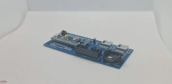 atari-st-acsi2stm-obudowa-kable-karta-sd-marka-bez-marki-model-acsi2stm