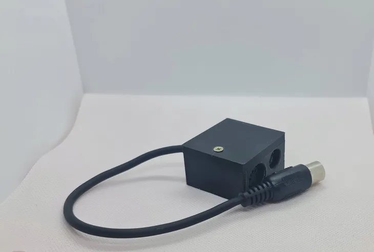 konwerter-klawiatury-at-do-xt-model-xt-at