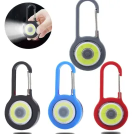 lampka-led-cob-z-karabinczykiem-na-plecak-z-kluczem-do-biegania