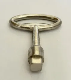 klucz-kwadrat-8-mm-zewnetrzny-do-skrzynek-z-wezami-poz