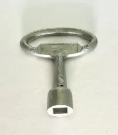 klucz-kwadratowy-7-mm-x7-mm-do-skrzynek-rozdzielni-gazowych