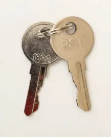klucz-1333-patentowy-elektryczny-teletechniczny-rst-2-szt