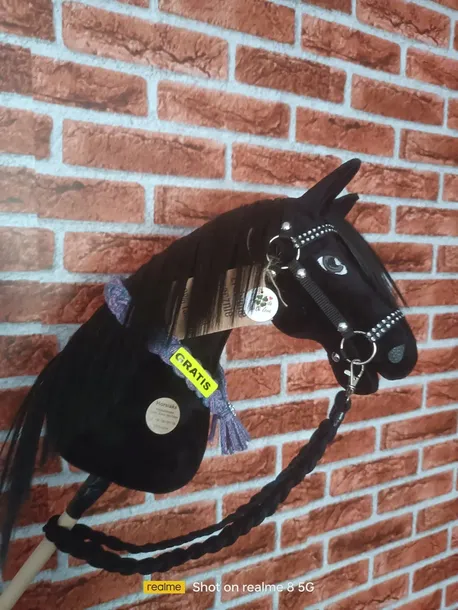 hobby-horse-kolor-dominujacy-czern