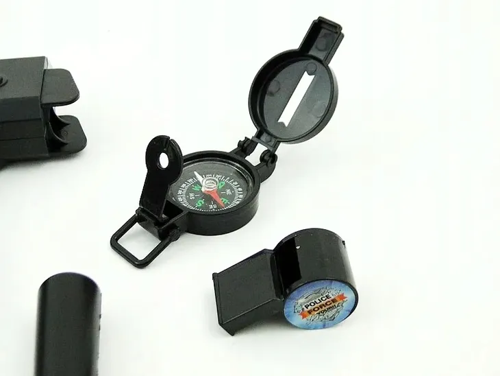 czapka-policyjna-stan-nowy-okazje-uniwersalny