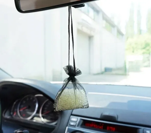 zapach-insenti-black-marka-moje-auto