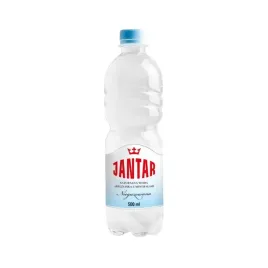 woda-zrodlana-sredniozmineralizowana-niegazowana-500-ml-jantar
