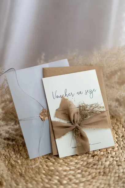 Zaproszenie voucher na sesję fotograficzną boho