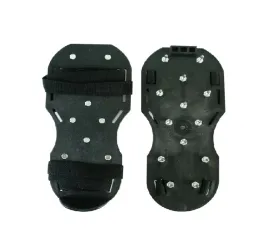buty-z-kolcami-zywica-epoksydowa-wylewka-posadzka-25mm