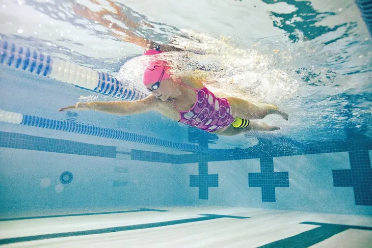 pull-buoy-finis-senior-osemka-stan-nowy